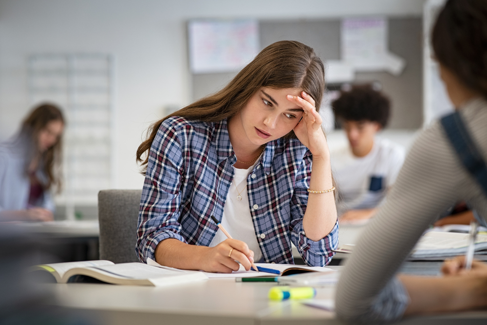schulstress-social-media-jugendliche-angststoerungen